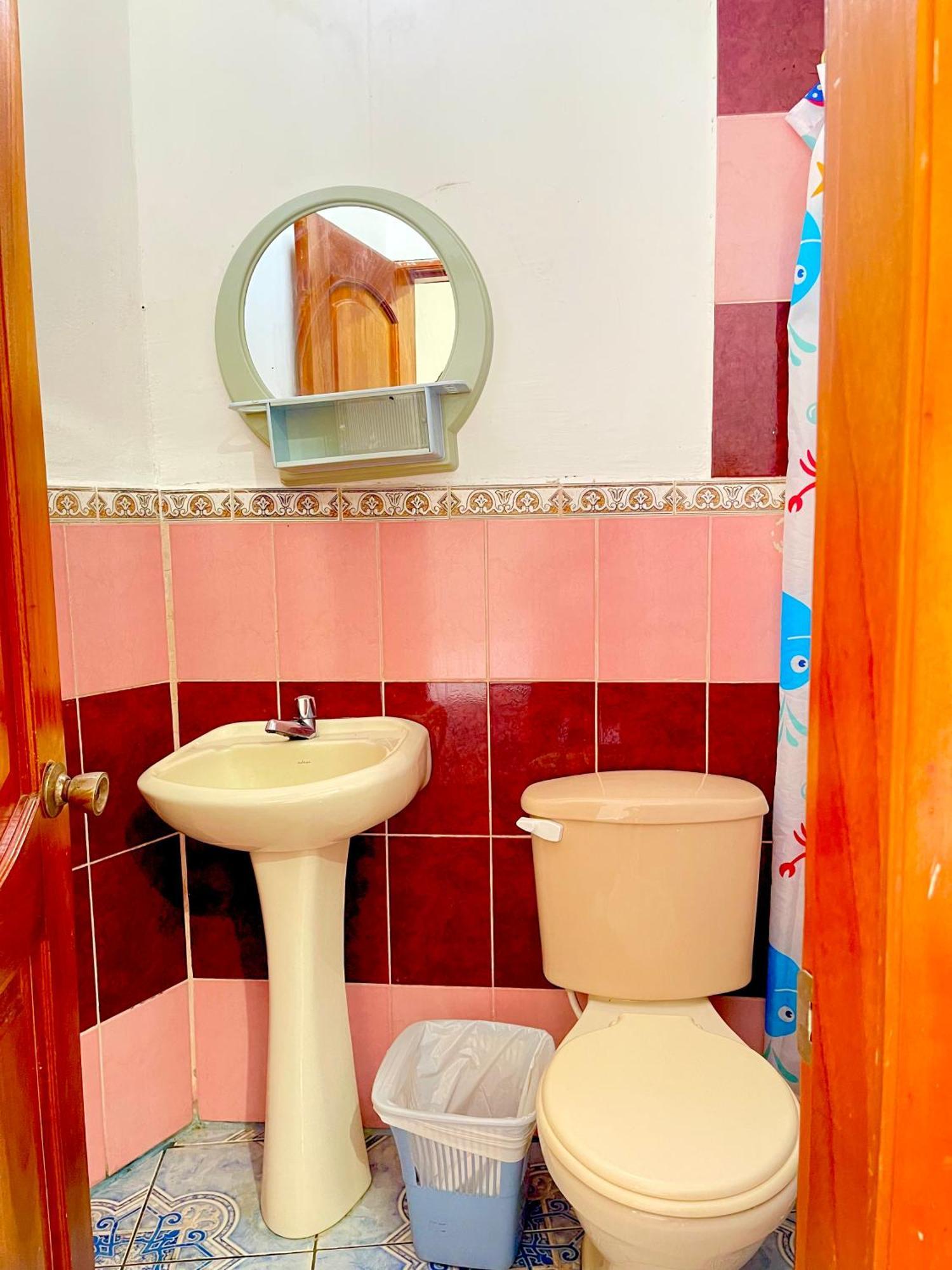 Hostal Vista Al Mar Otel Puerto Baquerizo Moreno Dış mekan fotoğraf